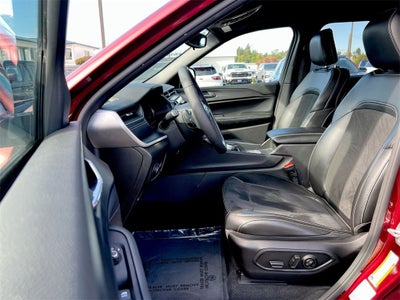 2024 Jeep Grand Cherokee Altitude