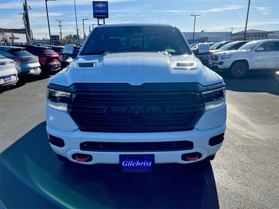 2020 RAM 1500 Laramie Crew Cab 4x4 5'7" Box