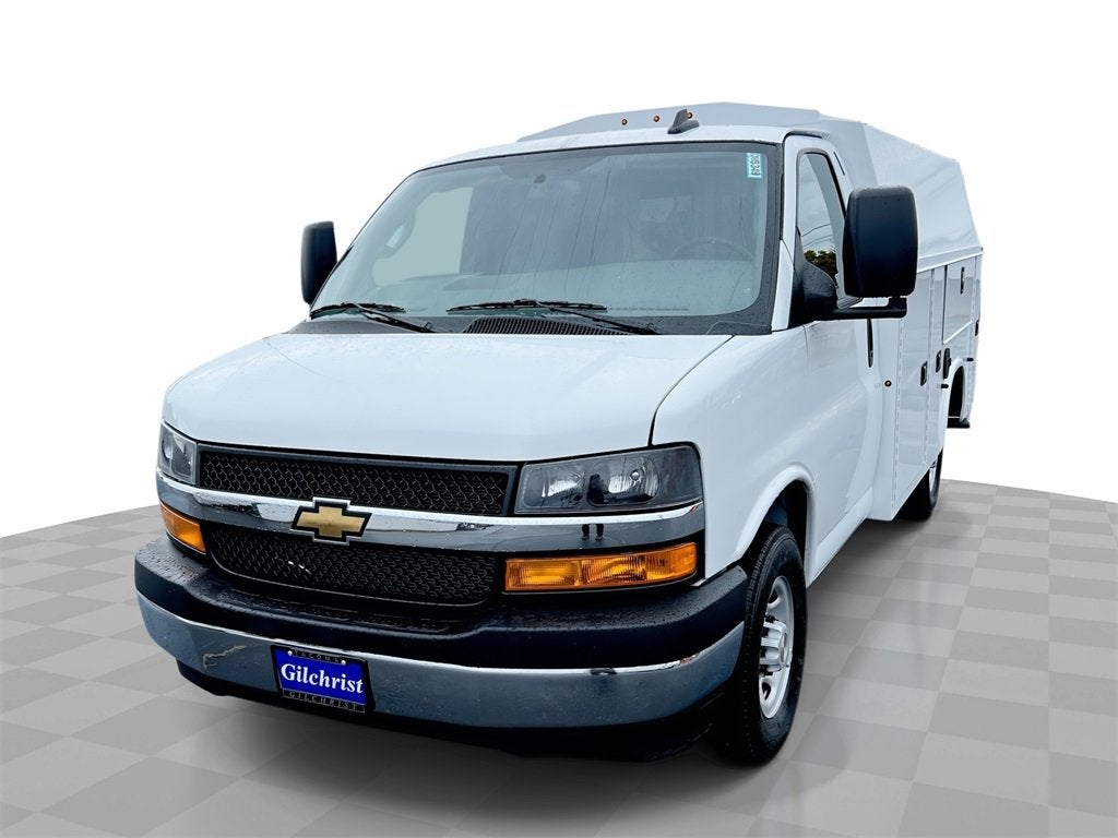 2025 Chevrolet Express Cutaway 3500 1WT