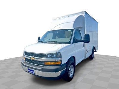 2025 Chevrolet Express Cutaway 3500 1WT