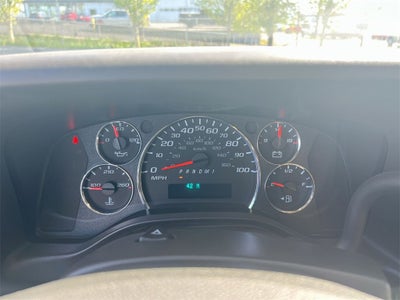 2025 Chevrolet Express Cutaway 3500 1WT