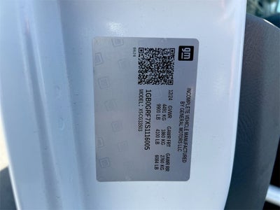 2025 Chevrolet Express Cutaway 3500 1WT