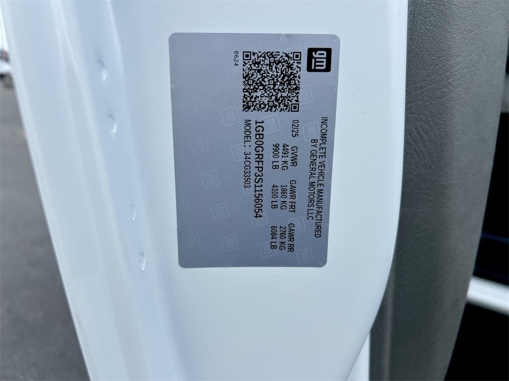 2025 Chevrolet Express Cutaway 3500 1WT