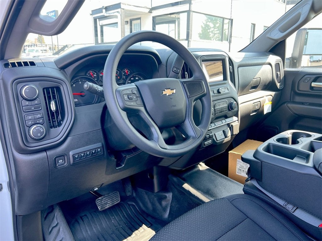 2025 Chevrolet Silverado 3500 HD Chassis Cab Work Truck