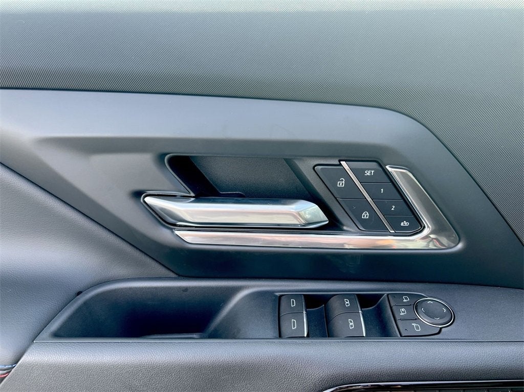 2024 Chevrolet Silverado EV RST