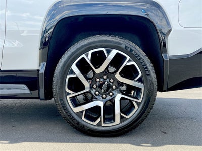 2024 Chevrolet Silverado EV RST