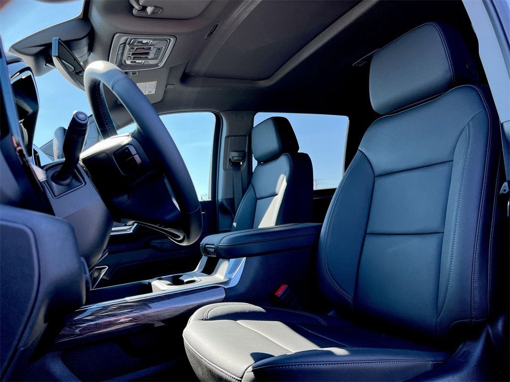 2025 Chevrolet Silverado 3500 HD LTZ