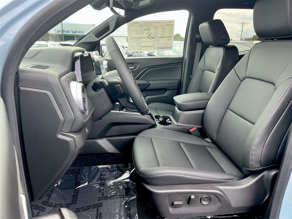 2025 Chevrolet Colorado WT/LT