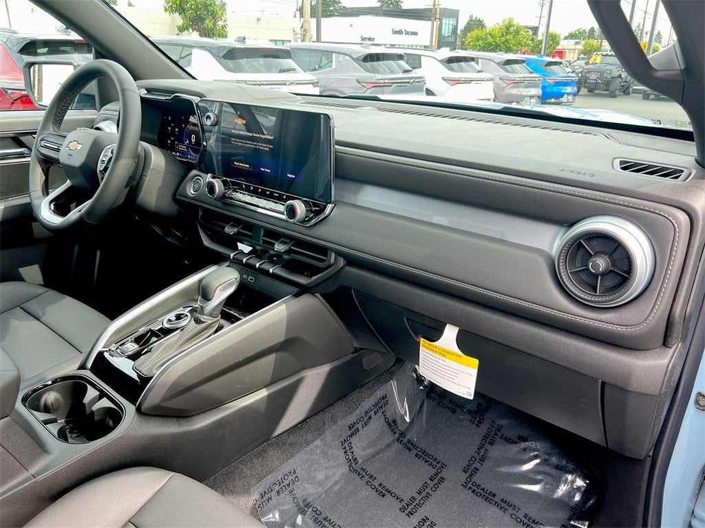 2025 Chevrolet Colorado WT/LT