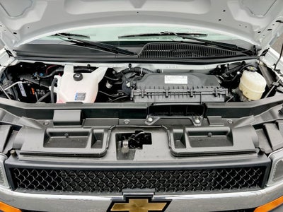 2025 Chevrolet Express Cargo WT