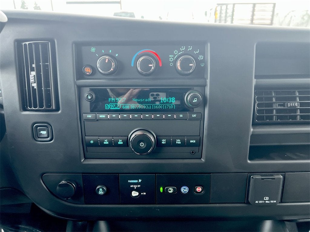 2025 Chevrolet Express Cargo 2500 WT