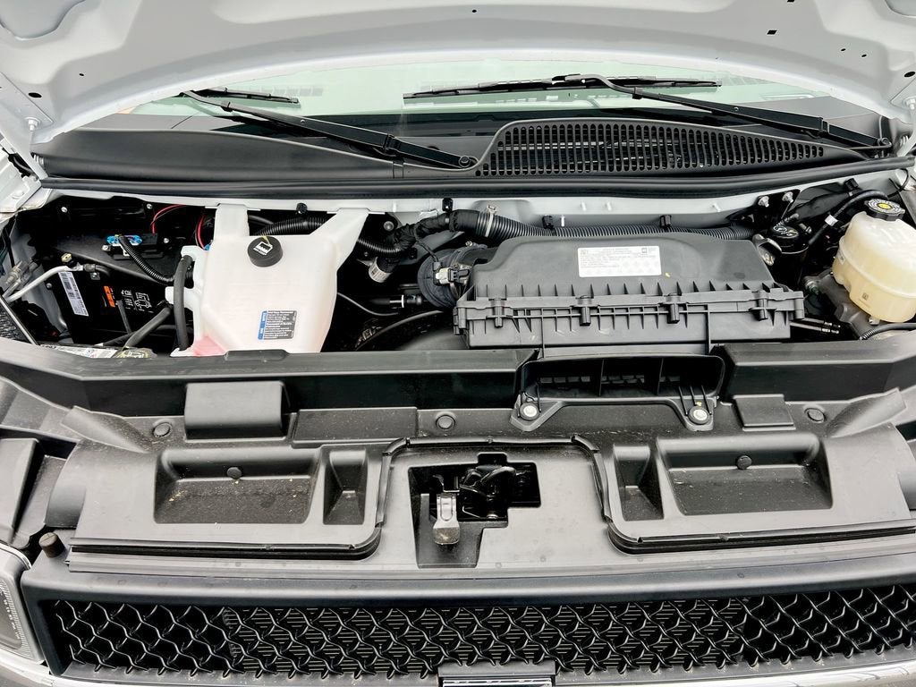 2025 Chevrolet Express Cargo 2500 WT