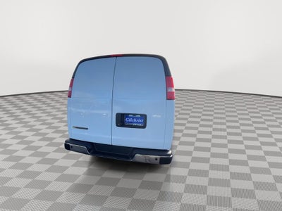 2025 Chevrolet Express Cargo WT