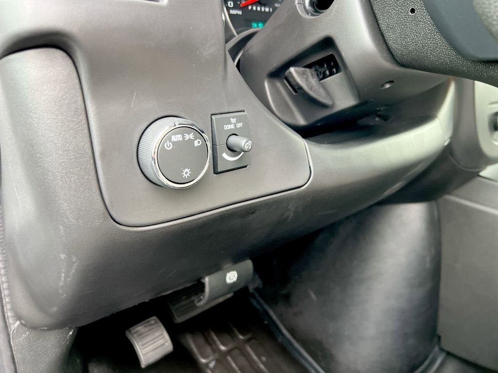 2025 GMC Savana Cutaway 3500 1WT