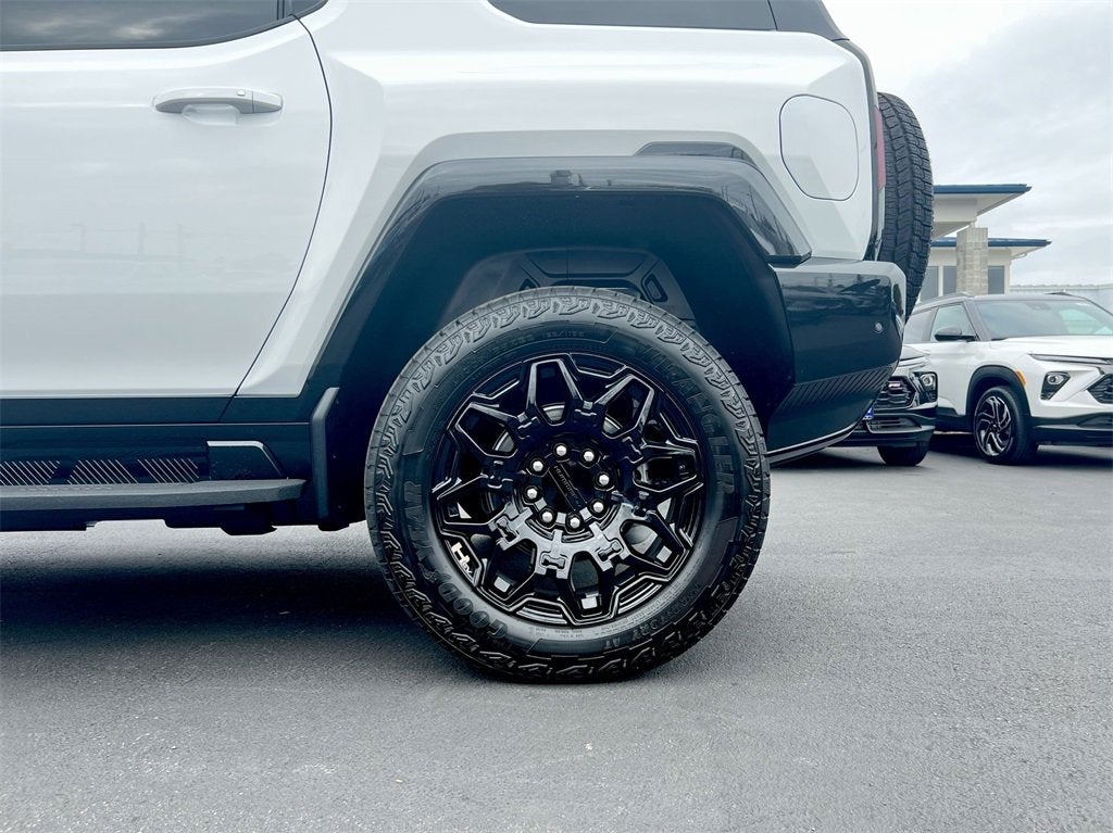 2025 GMC HUMMER EV SUV 2X