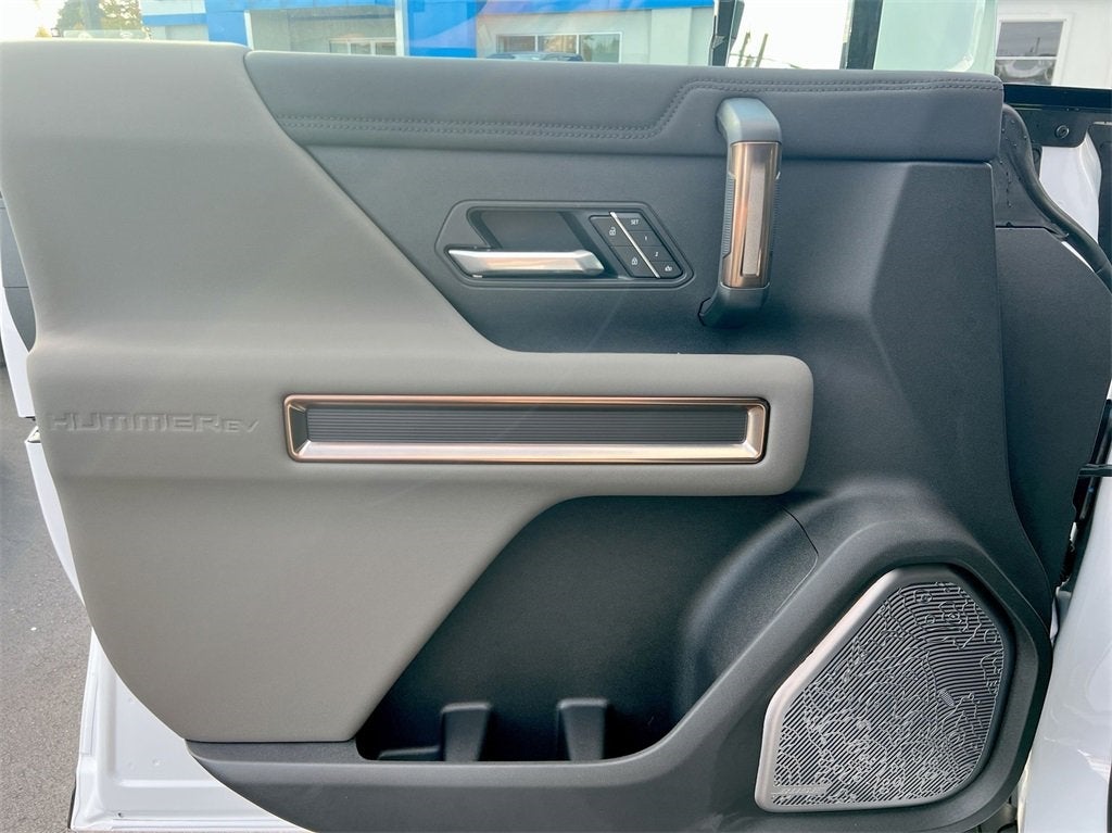 2025 GMC HUMMER EV SUV 2X