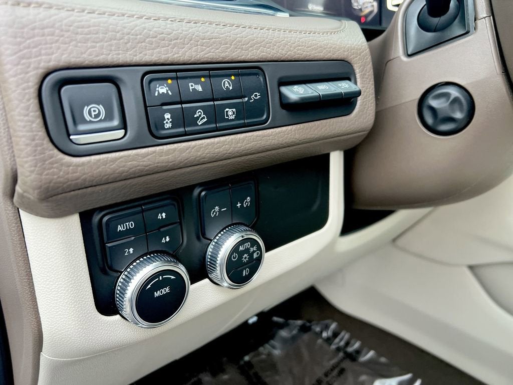 2022 GMC Yukon XL Denali