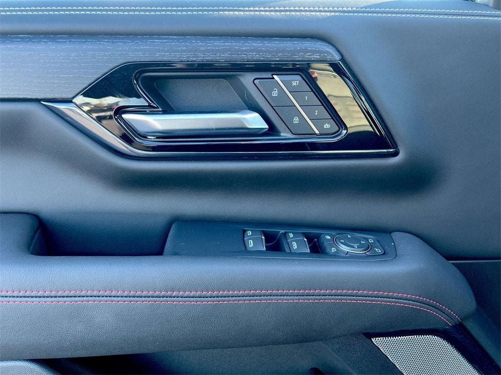 2025 GMC Yukon XL AT4 Ultimate