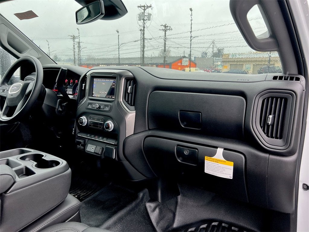 2025 GMC Sierra 2500 HD Pro