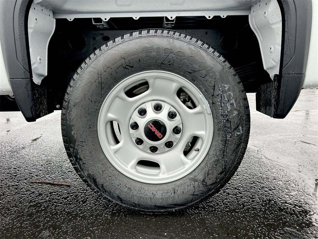 2025 GMC Sierra 2500 HD Pro