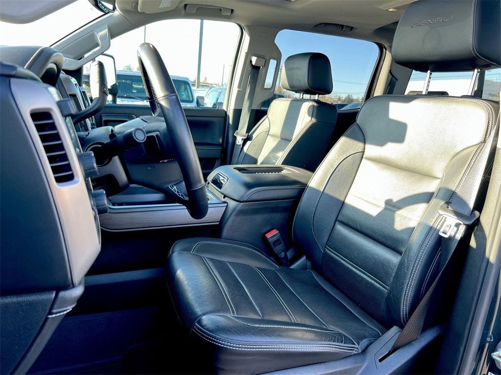 2018 GMC Sierra 2500 HD Denali