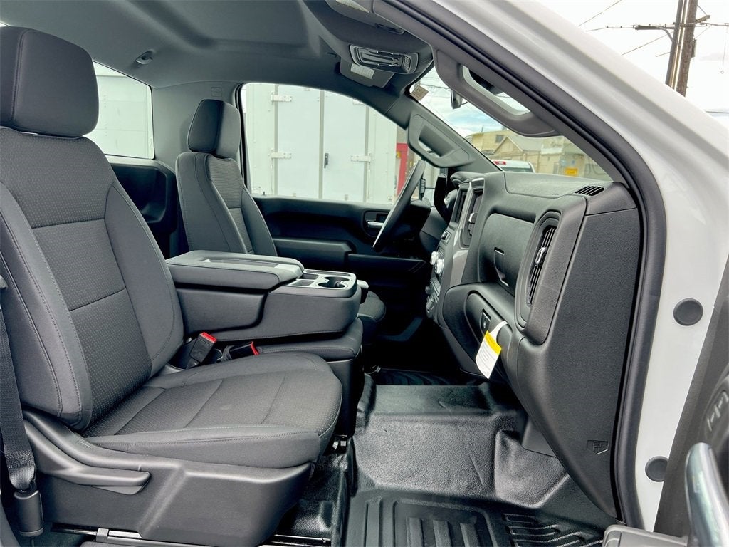 2025 GMC Sierra 3500 HD Pro