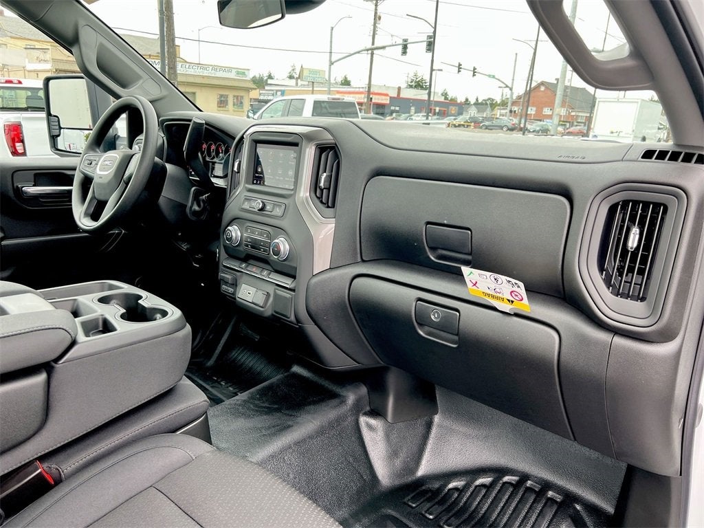 2025 GMC Sierra 3500 HD Pro