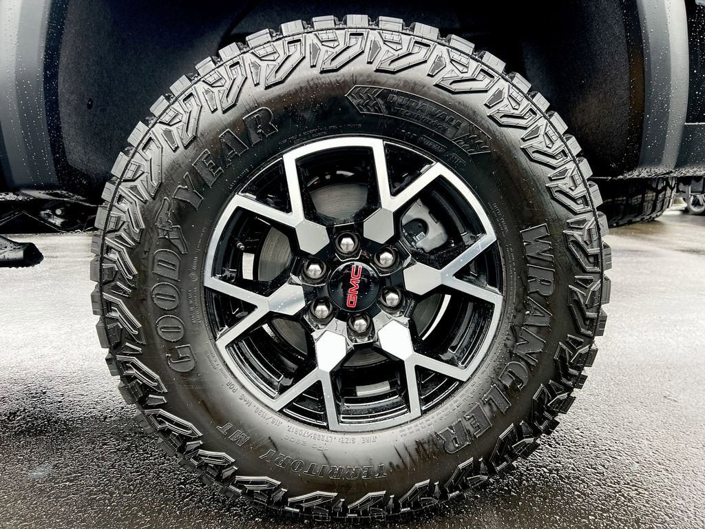 2026 GMC Canyon AT4X