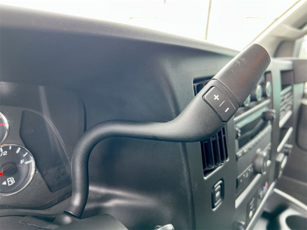 2022 GMC Savana Cargo 2500 Work Van