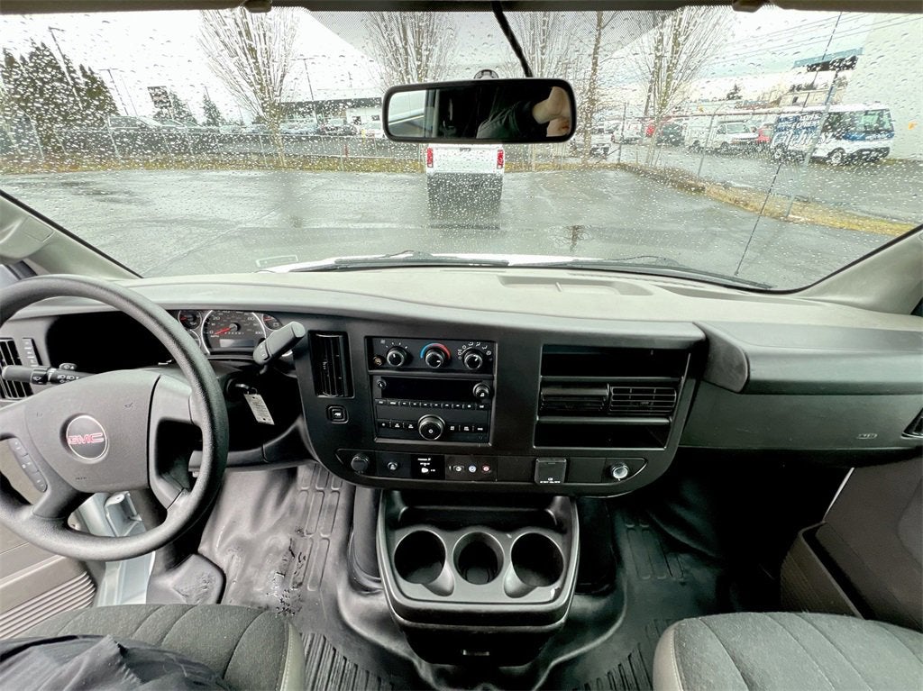 2022 GMC Savana Cargo 2500 Work Van