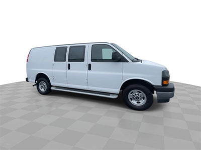 2022 GMC Savana Cargo 2500 Work Van