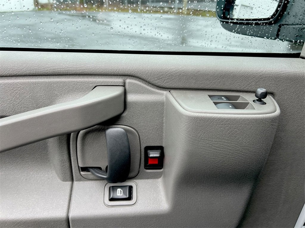 2022 GMC Savana Cargo 2500 Work Van