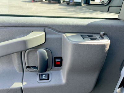 2025 GMC Savana Cargo Work Van