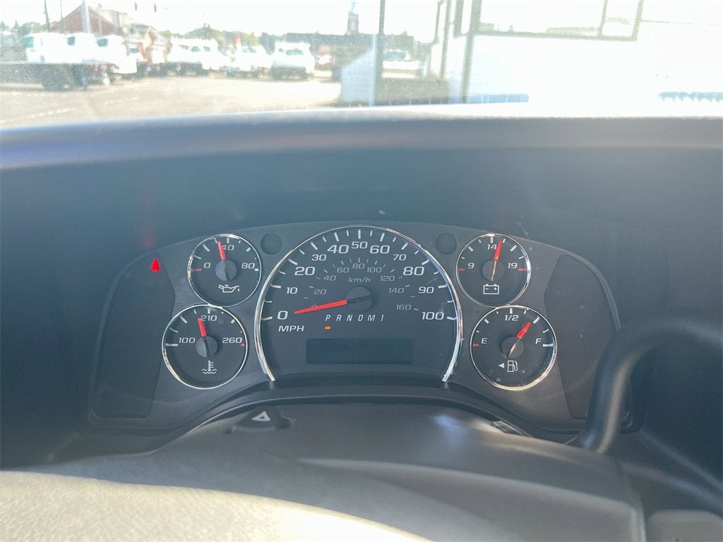 2017 Chevrolet Express Cutaway 3500 Work Van