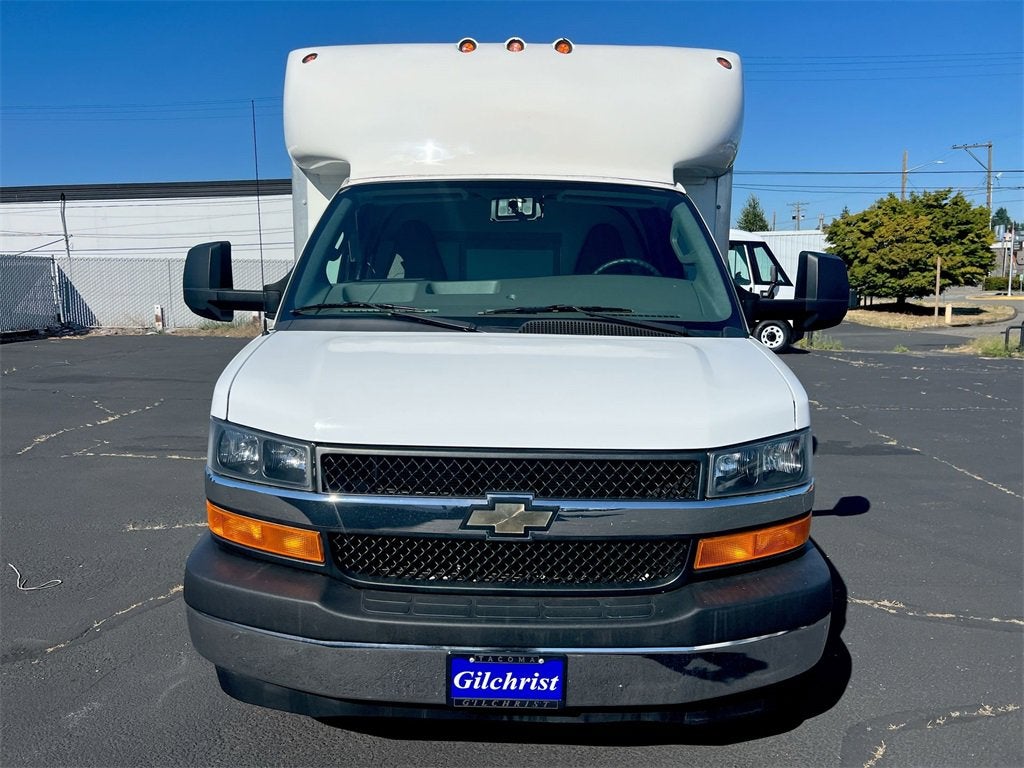 2017 Chevrolet Express Cutaway 3500 Work Van