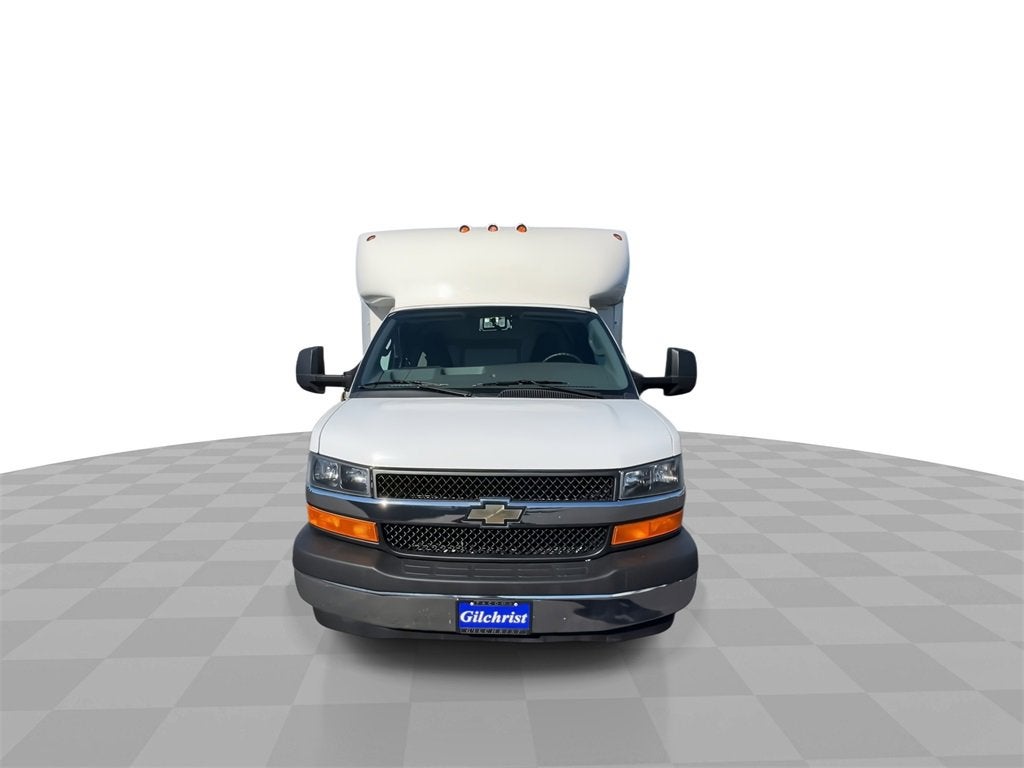 2017 Chevrolet Express Cutaway 3500 Work Van
