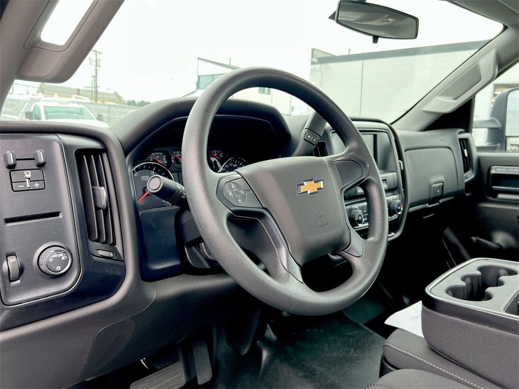 2023 Chevrolet Silverado 5500 HD Work Truck