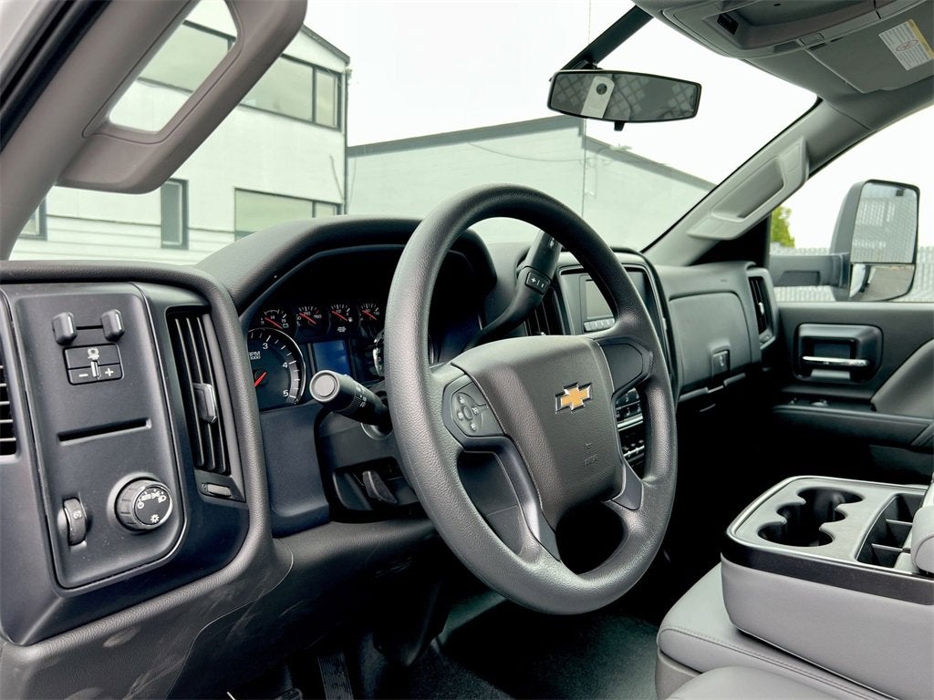 2024 Chevrolet Silverado 5500 HD Work Truck