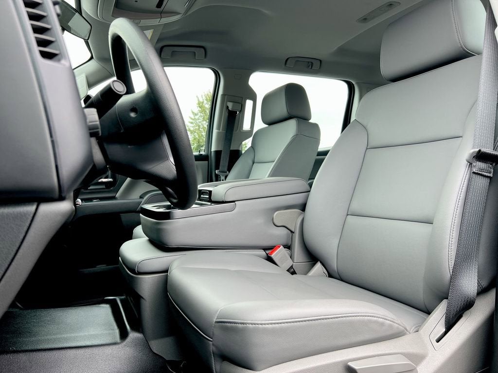 2024 Chevrolet Silverado 5500 HD Work Truck