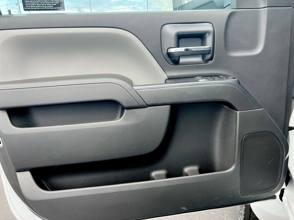 2023 Chevrolet Silverado 6500 HD Work Truck