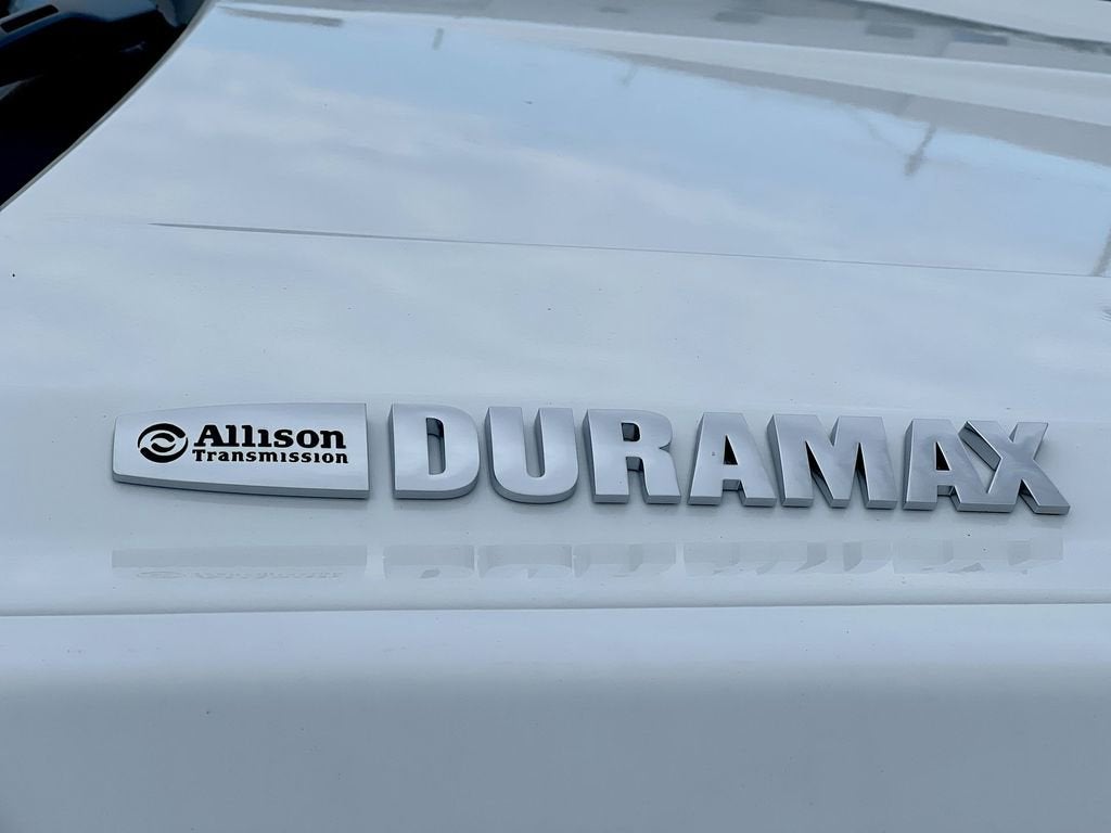 2023 Chevrolet Silverado 6500 HD Work Truck