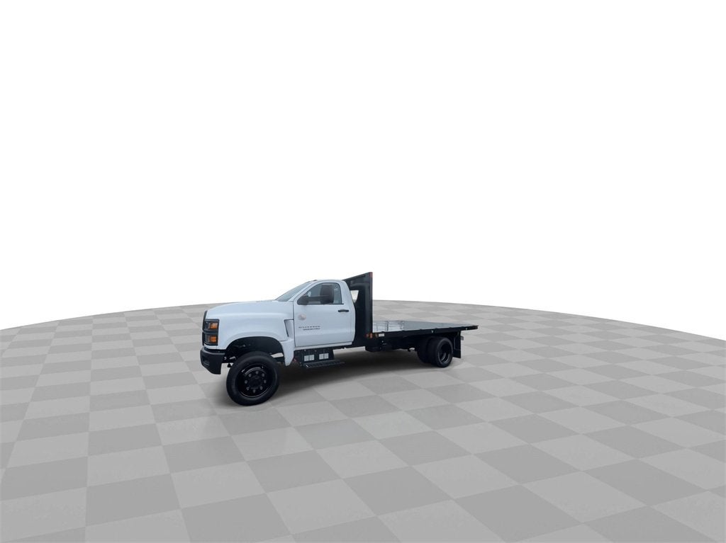 2024 Chevrolet Silverado 5500 HD Work Truck