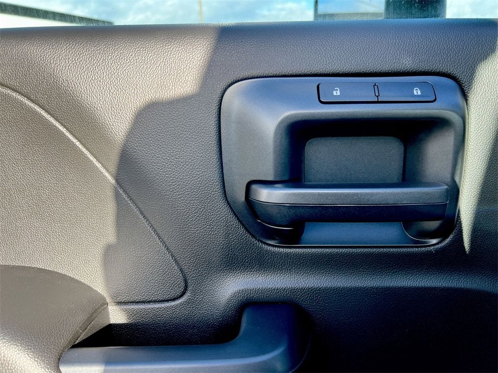 2023 Chevrolet Silverado 6500 HD Work Truck