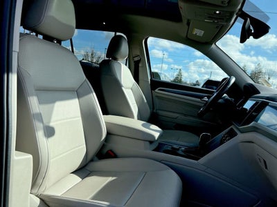 2021 Volkswagen Atlas 3.6L V6 SE w/Technology R-Line