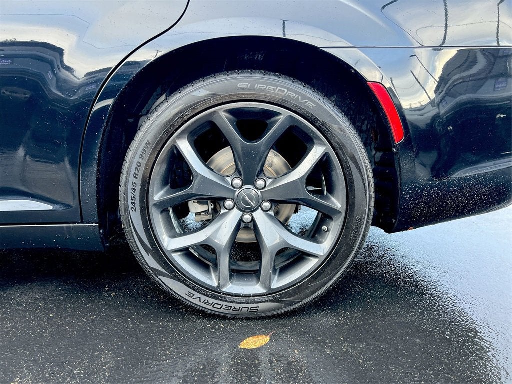 2023 Chrysler 300 Touring