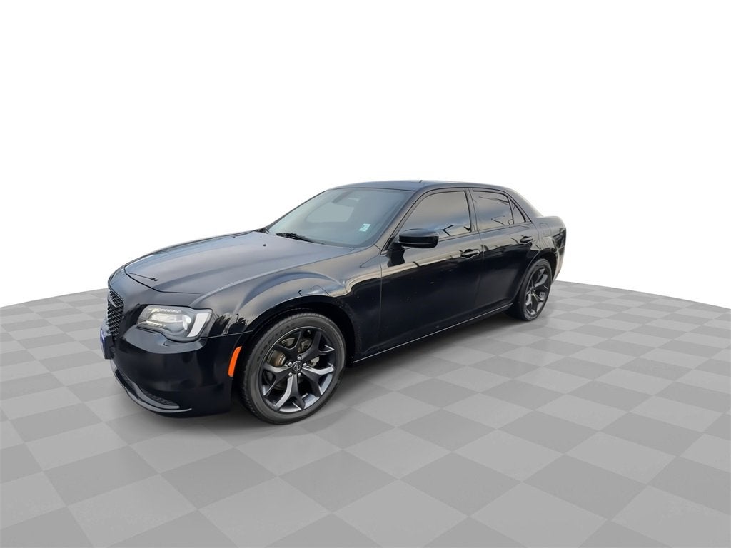2023 Chrysler 300 Touring