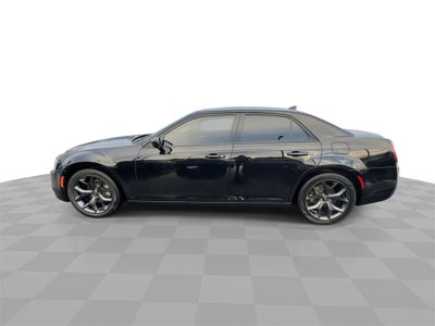 2023 Chrysler 300 Touring