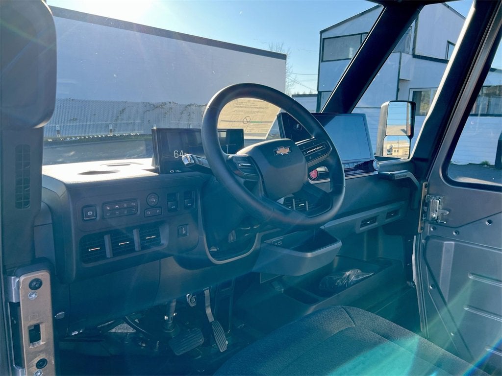 2025 Chevrolet BrightDrop 400 AWD 400