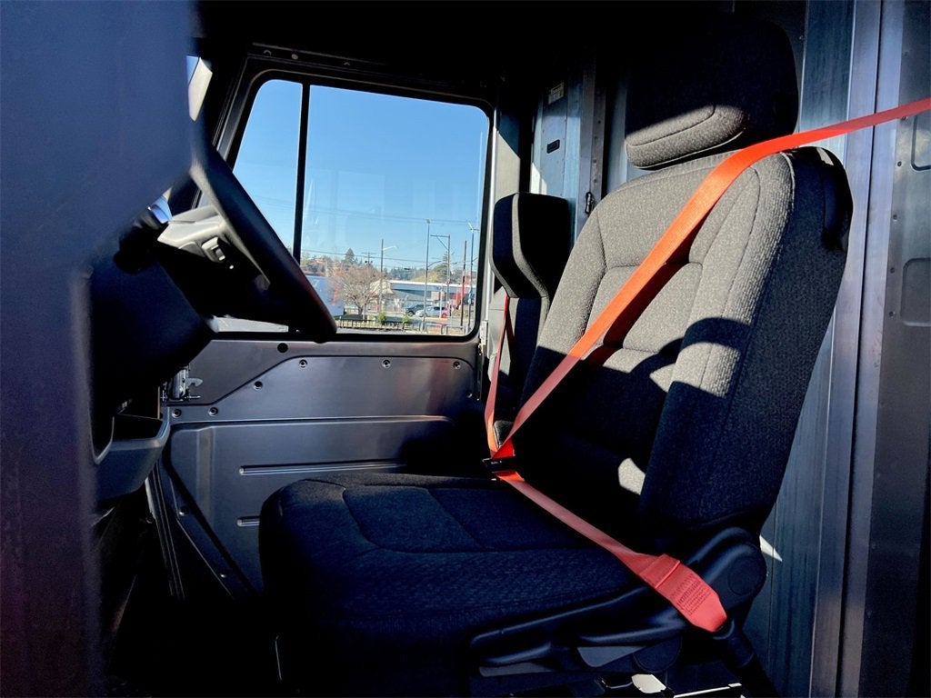 2025 Chevrolet BrightDrop 400 AWD 400