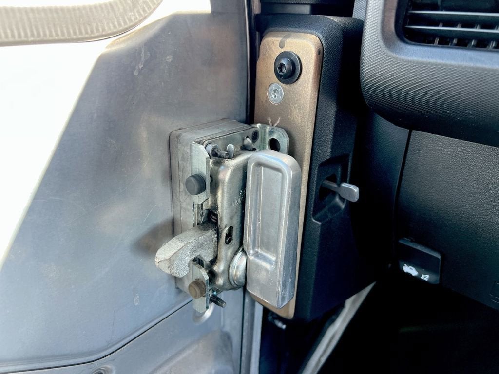 2023 BrightDrop Zevo 600 EJY